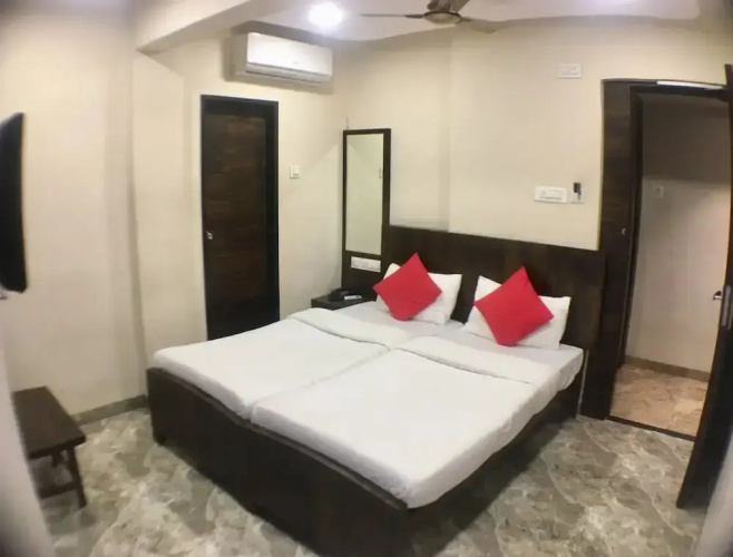 Hotel Shalimar Malad
