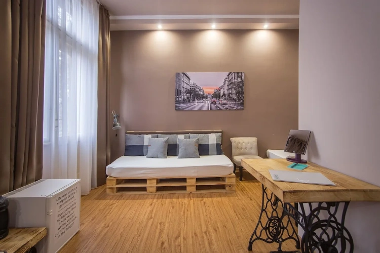 Deluxe Quadruple room