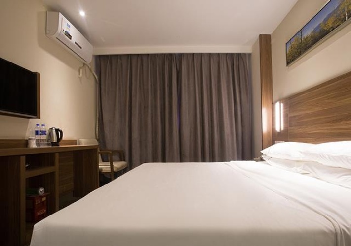 Standard Double room with view