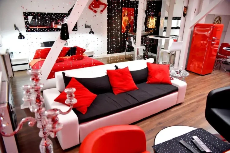 Deluxe Apartment