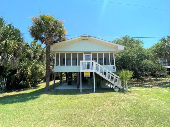 2 Bedrooms Cottage