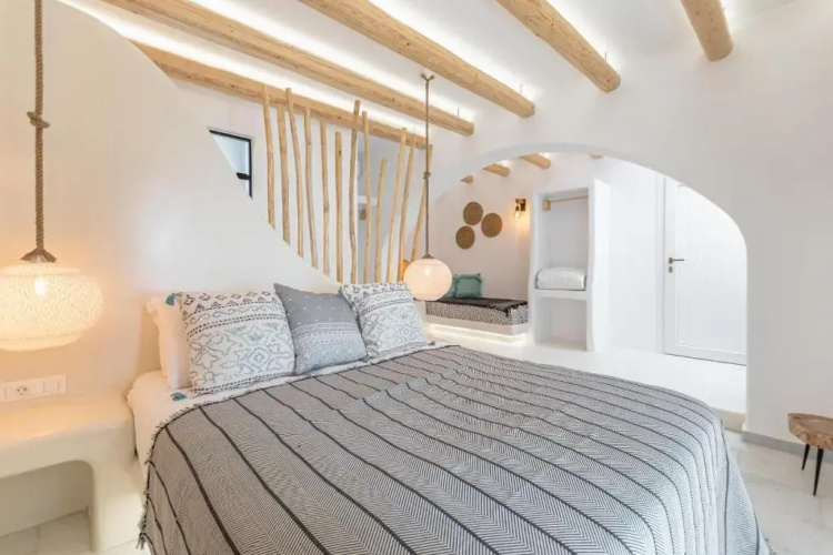 Fanis Hotel