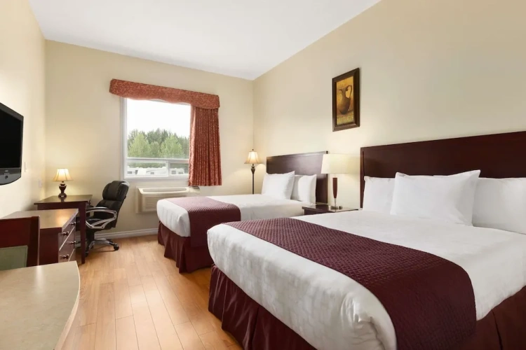 Quadruple room