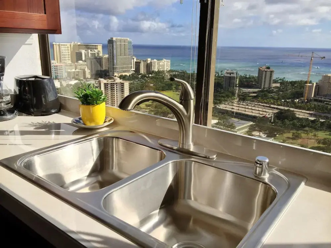 Vacation Rentals Hawaiian Monarch