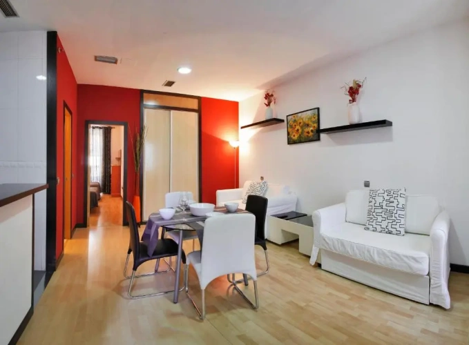 Deluxe Apartment