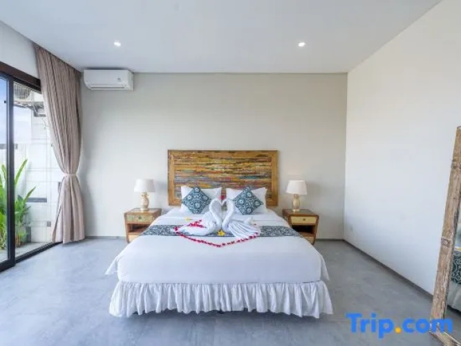 3 Bedrooms Double Villa