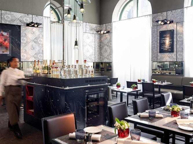 Hotel Sofitel Munich Bayerpost photo 30