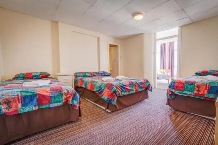 New Promenade hotel