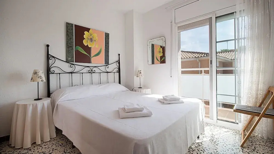 Tania House