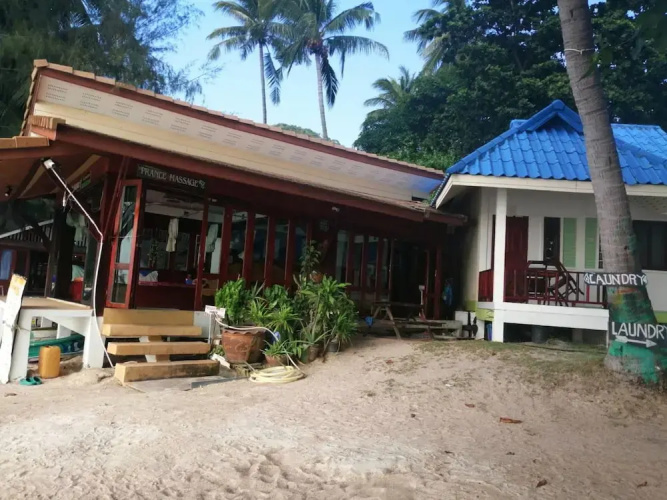 Pranee Bungalow