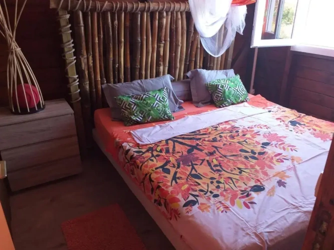 2 Bedrooms Cottage