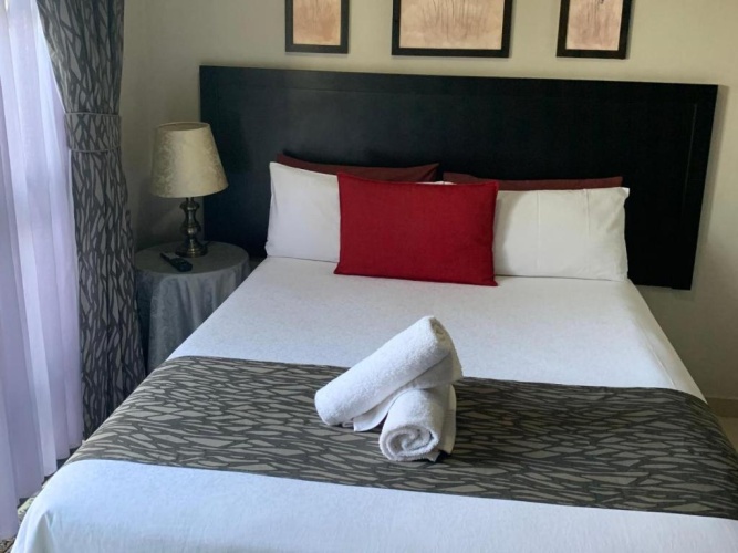 Bay Sun Lodge