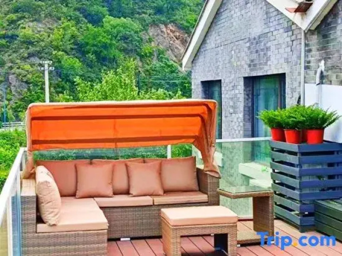 Mountain stay hotel