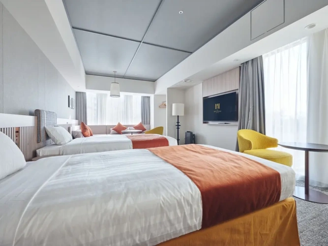 Deluxe Suite