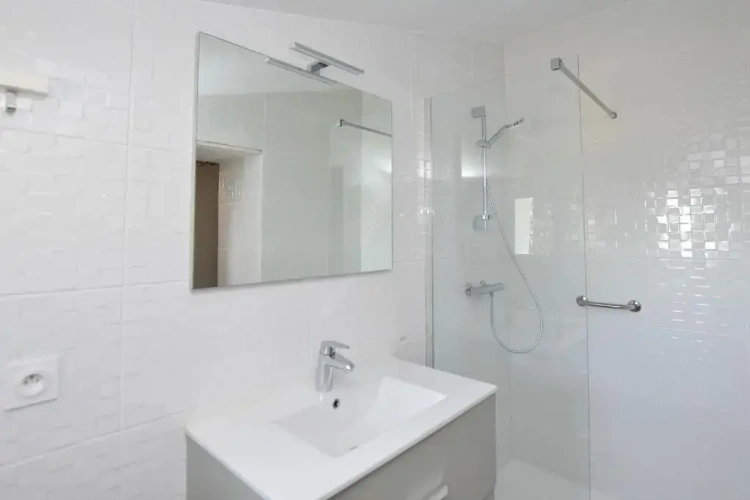 2 Bedrooms Cottage