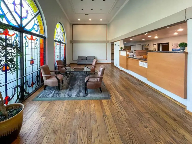 Portside Inn & Suites