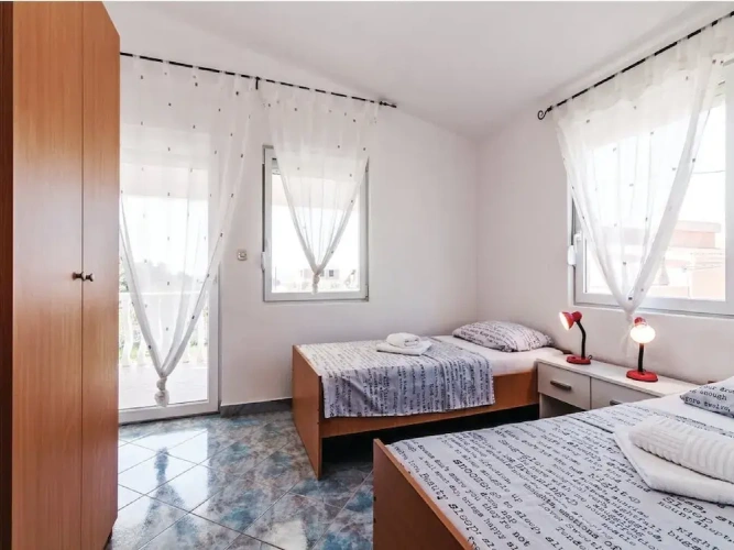 1 Bedroom Apartment with balcony