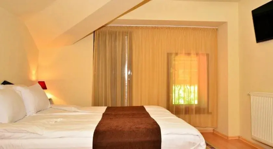 Hotel Maraya