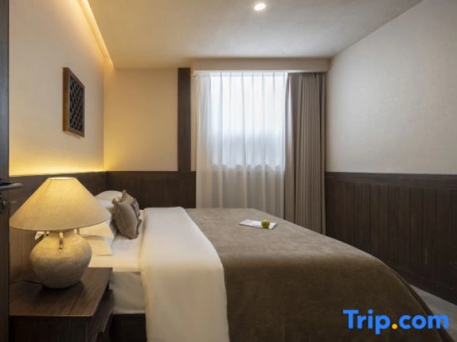 2 Bedrooms Suite