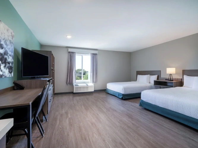 Quadruple Suite