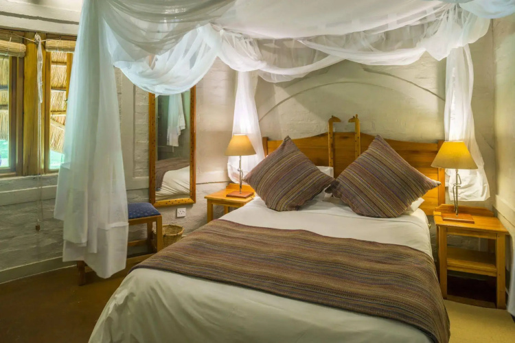 Lokuthula Lodges
