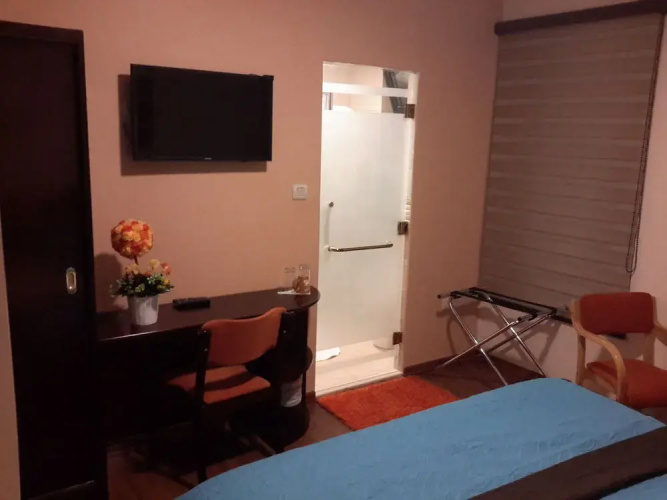 Rozana Hotel