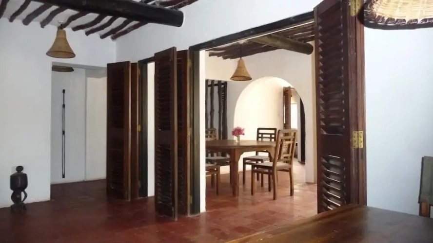 3 Bedrooms Classic Cottage