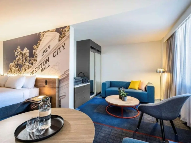 Deluxe Suite
