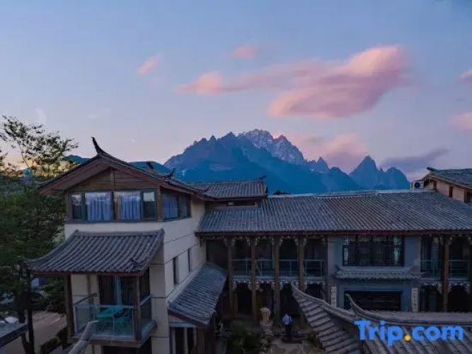 Xueyun Shanju Inn