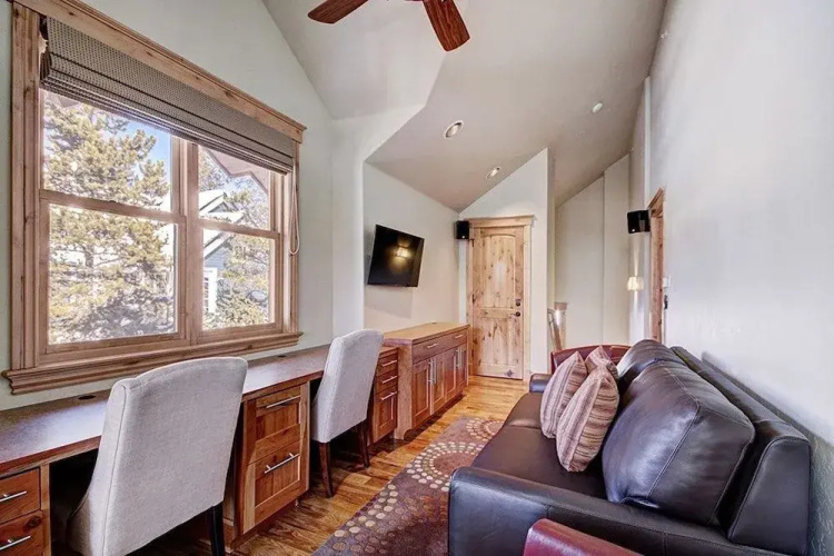 Placer Ridge Lookout by RedAwning