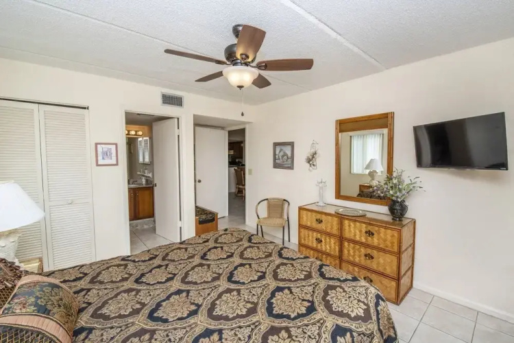 Unit 8213 - Ocean Racquet Club