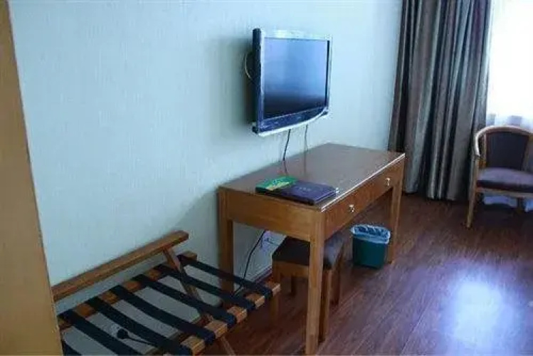 Xueyuan Hotel