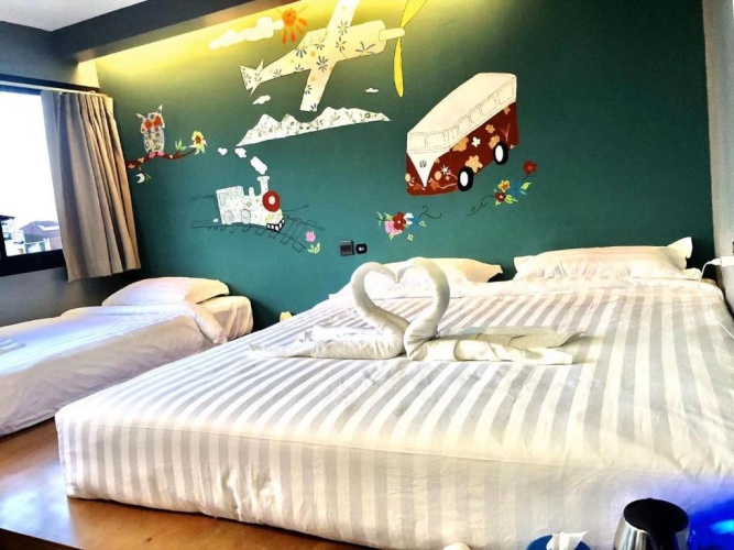 Standard Triple room