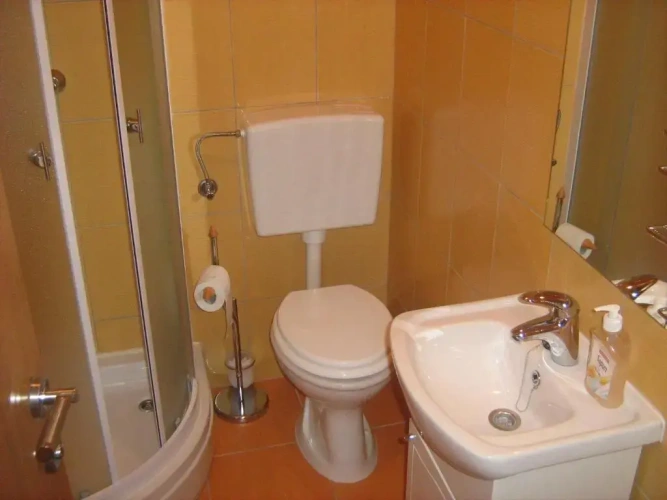 2 Bedrooms Apartment with balcony and with view
