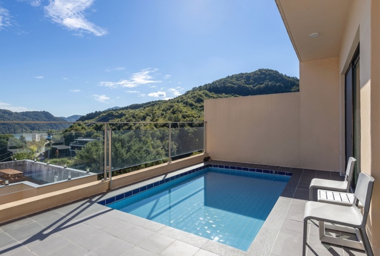Deluxe Villa