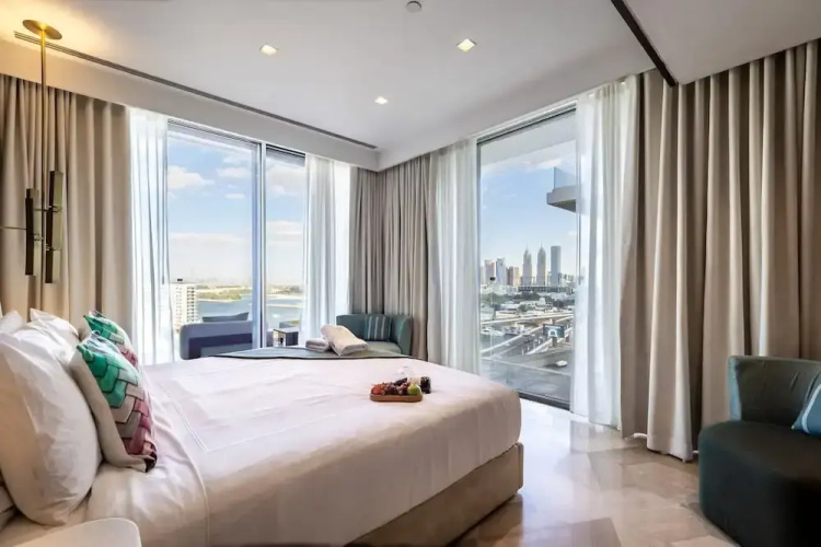 DXB - Five - 41309 - PJ