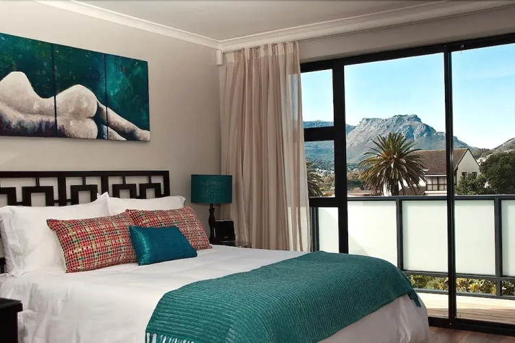 Somersby Guest House