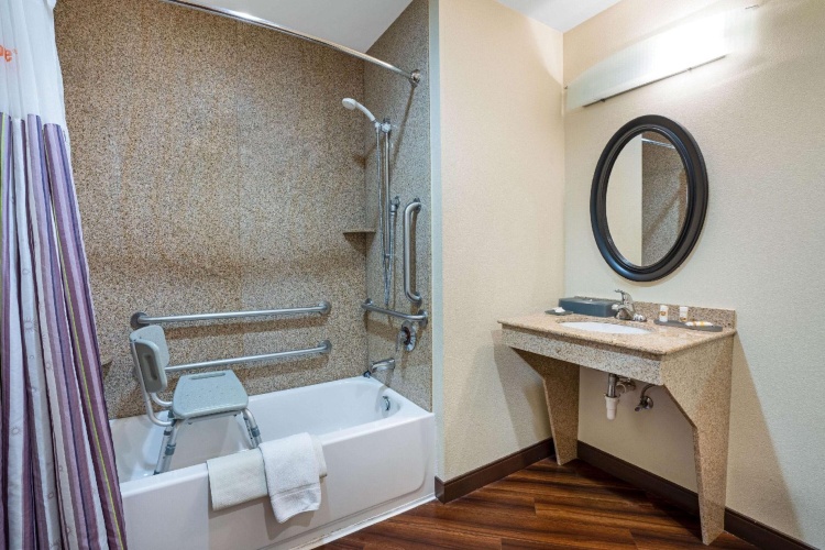 Deluxe Double Suite