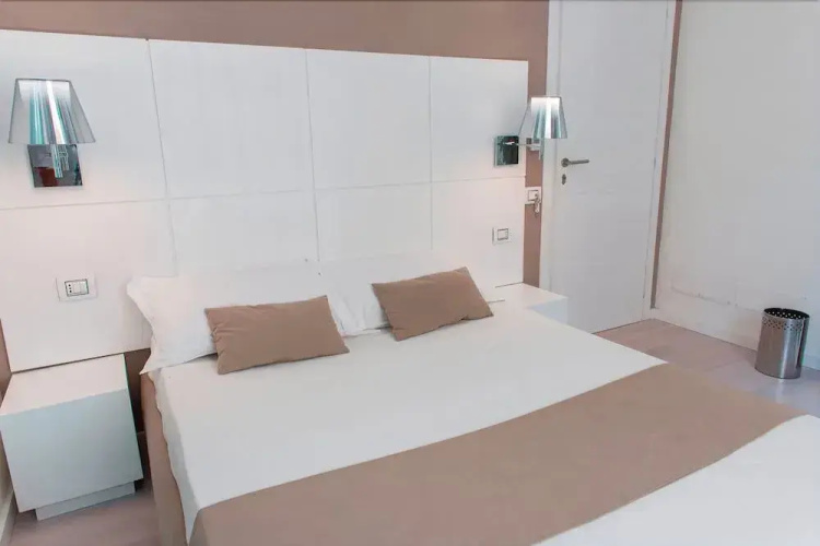 Rigel Villanova Rooms