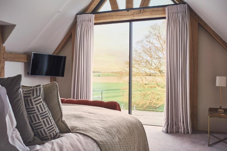 Suite with balcony