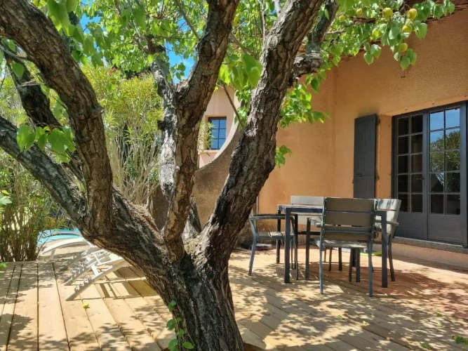 2 Bedrooms Cottage