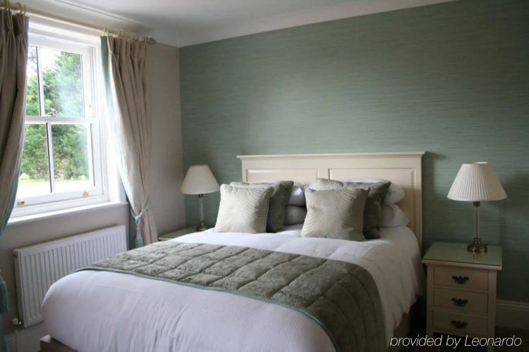 Bartley Lodge Hotel