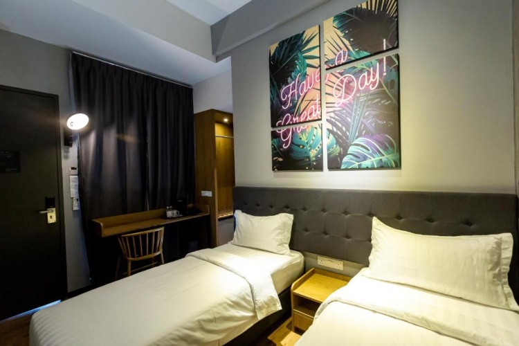 Standard Twin room