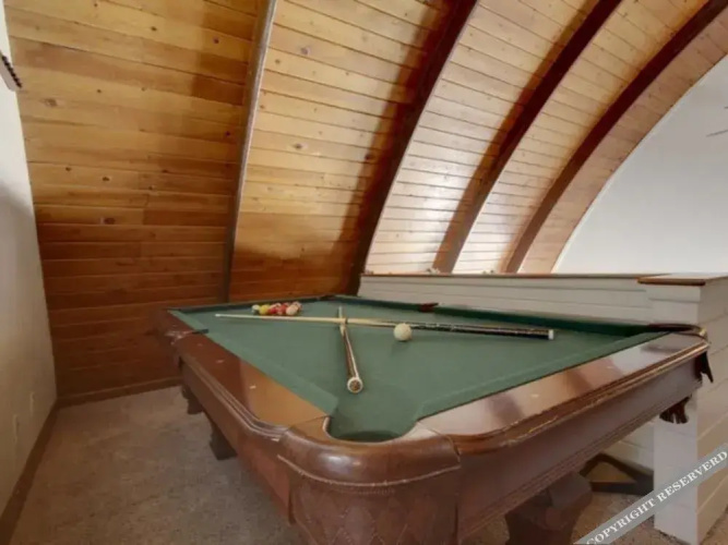 Cabin Sweet Cabin