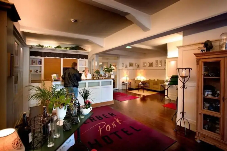 Gerber Park Hotel
