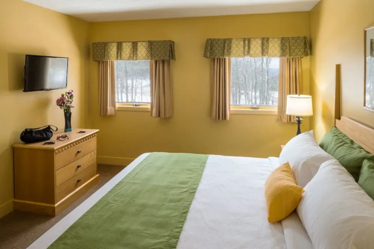 Steele Hill Resorts