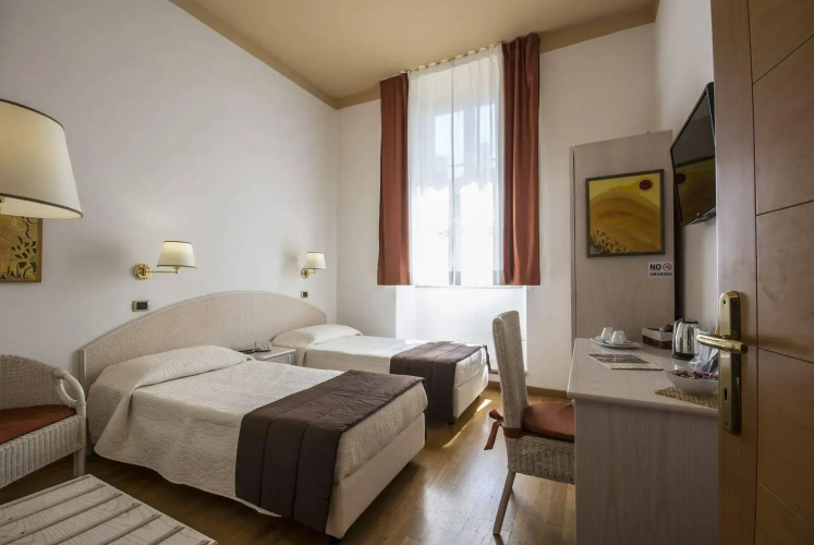 Piazza Paradiso Accomodation