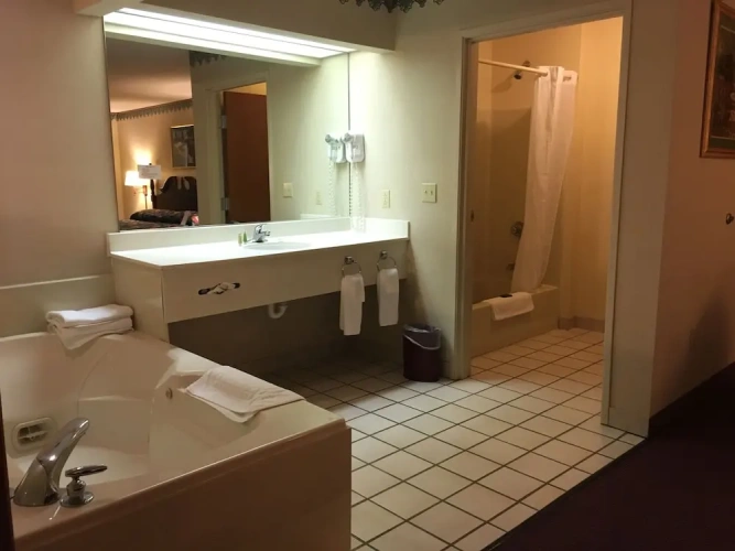 Double Suite