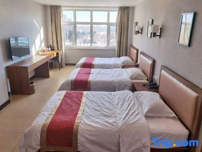 Standard Triple room