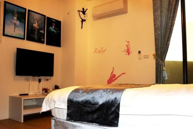 Puli Waltz Villa